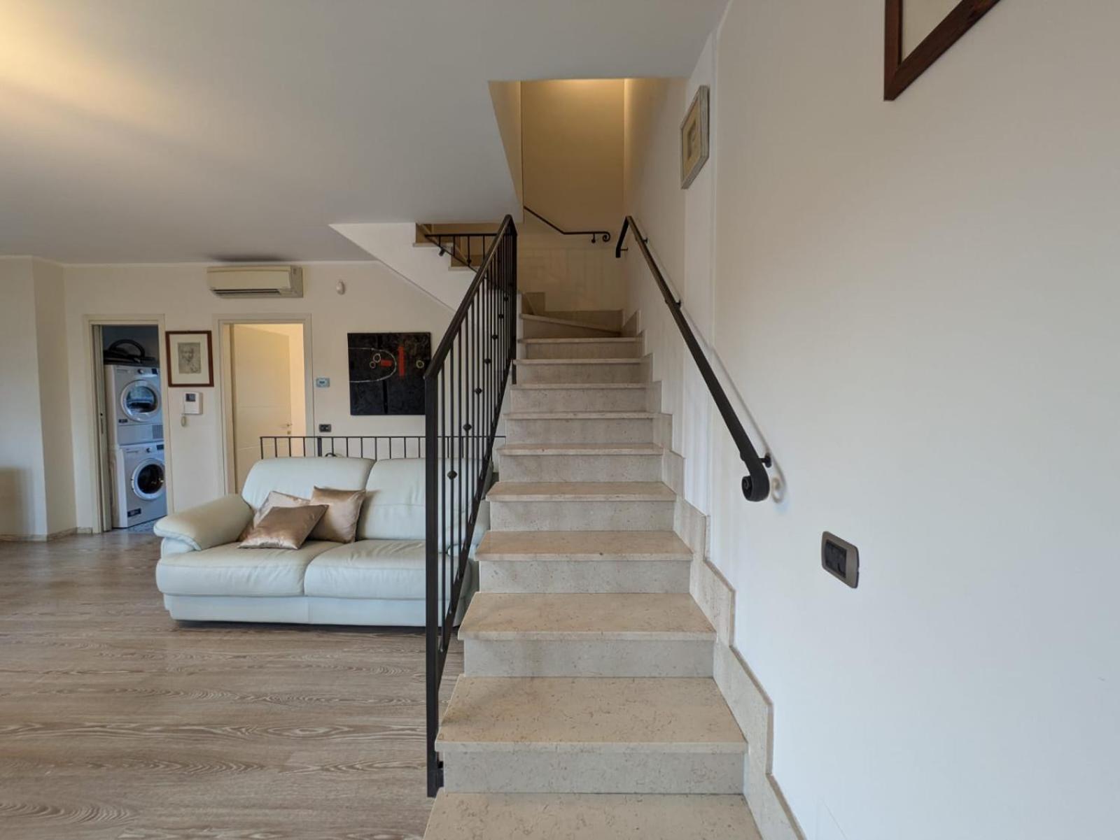 Elegante E Indipendente Lägenhet Riccione Exteriör bild