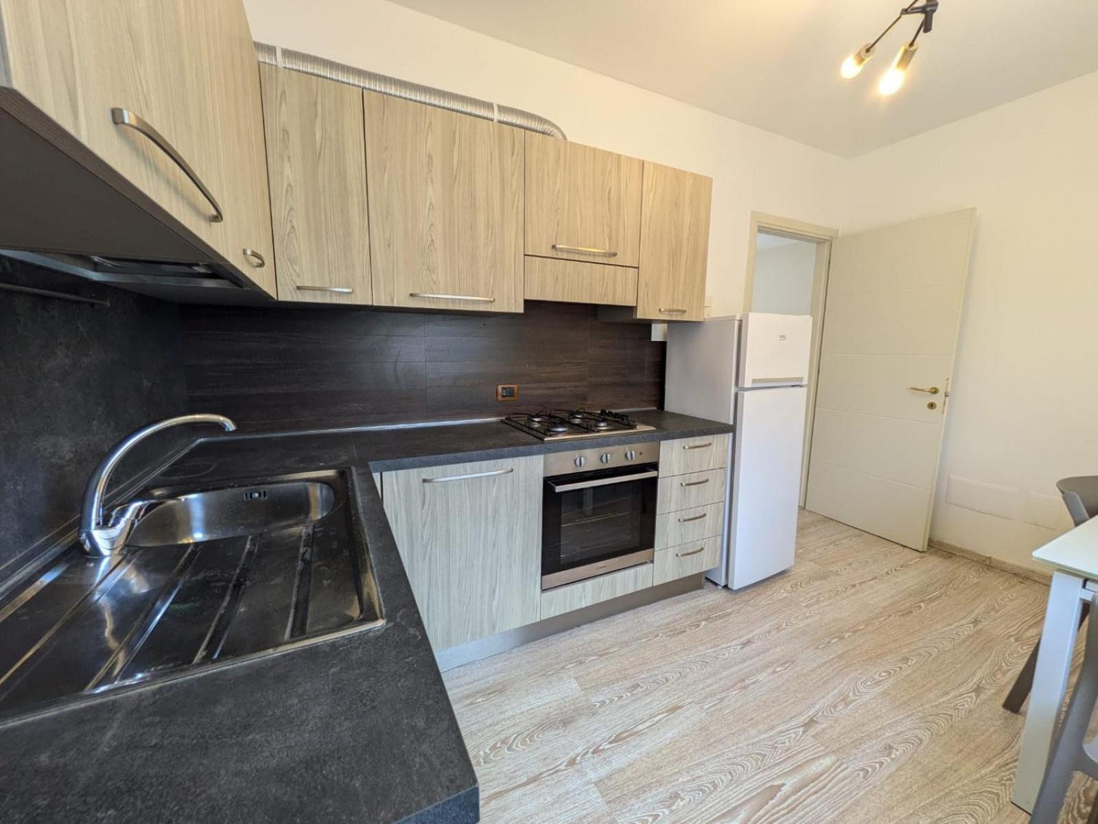 Elegante E Indipendente Lägenhet Riccione Exteriör bild