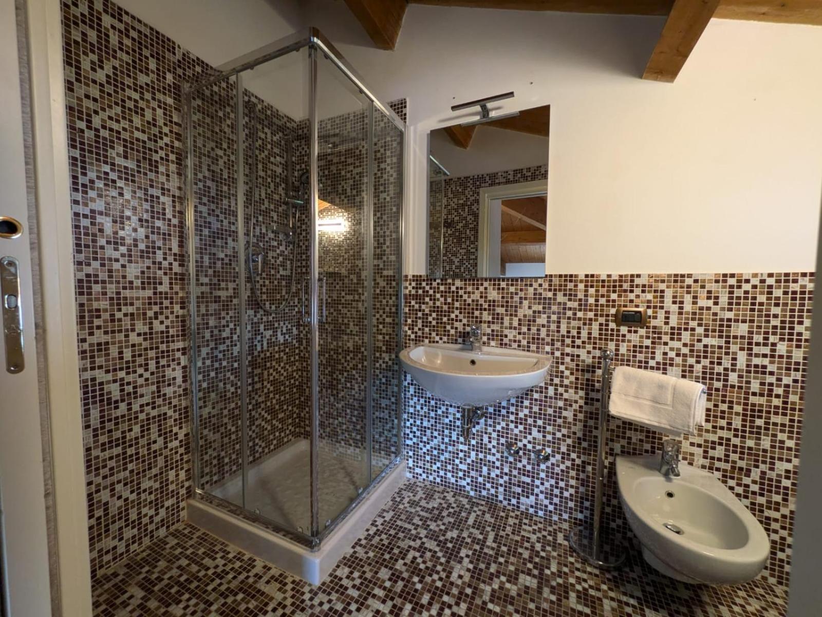 Elegante E Indipendente Lägenhet Riccione Exteriör bild